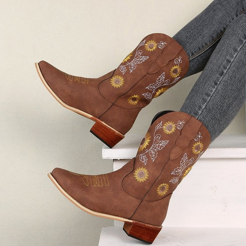 Thanksgiving Day Gift Geumxl Autumn And Winter New Embroidery Cowboy Boots Women's Autumn Western Boots Retro Short Boots Women's Women's Shoes Botas Mujer