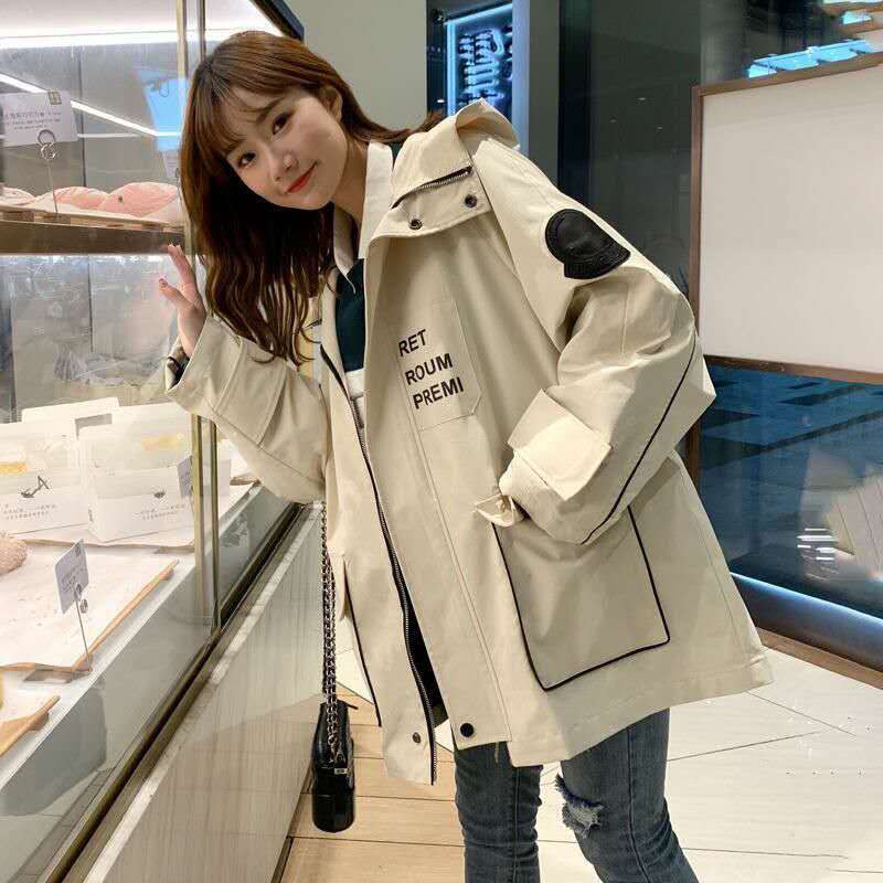 Streetwear Letters Prints Thin Windbreaker Casual Plus Size Loose Short Coat Harajuku Style Hooded Big Pocket Jacket