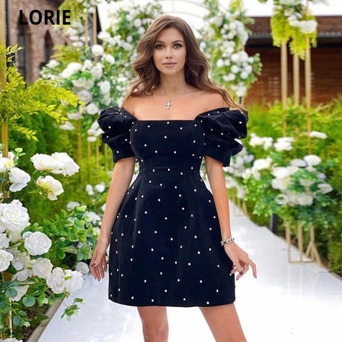Simple Polka Dots Black Cocktail Dresses Puff Short Sleeves Strapless Satin Mini Prom Gowns Modern Graduation Party Dress