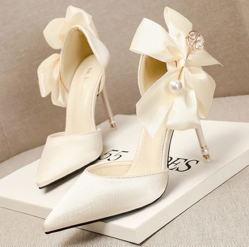 Geumxl 2023 Korean Fashion Pointed Satin High Heels Bow Sexy Pearl Sandals Stiletto Shallow Mouth Wedding Shoes