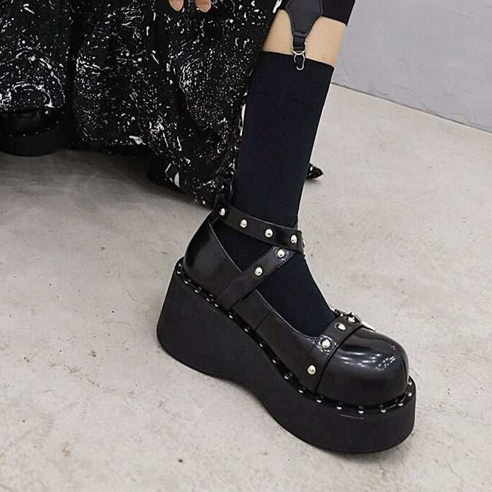 Geumxl 2023 Autumn News Women Single Shoes Gothic Rivets Rhinestone Cosplay Female Pumps Black Lolita Mary Janes Wedges Shoes