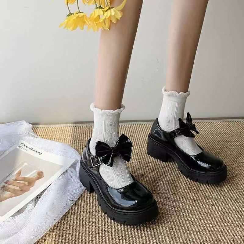 Geumxl Patent Leather Pumps Spring Autumn Mary Jane Shoes Women's Buckle Strap High Heels Retro Platform Lolita Heels Woman