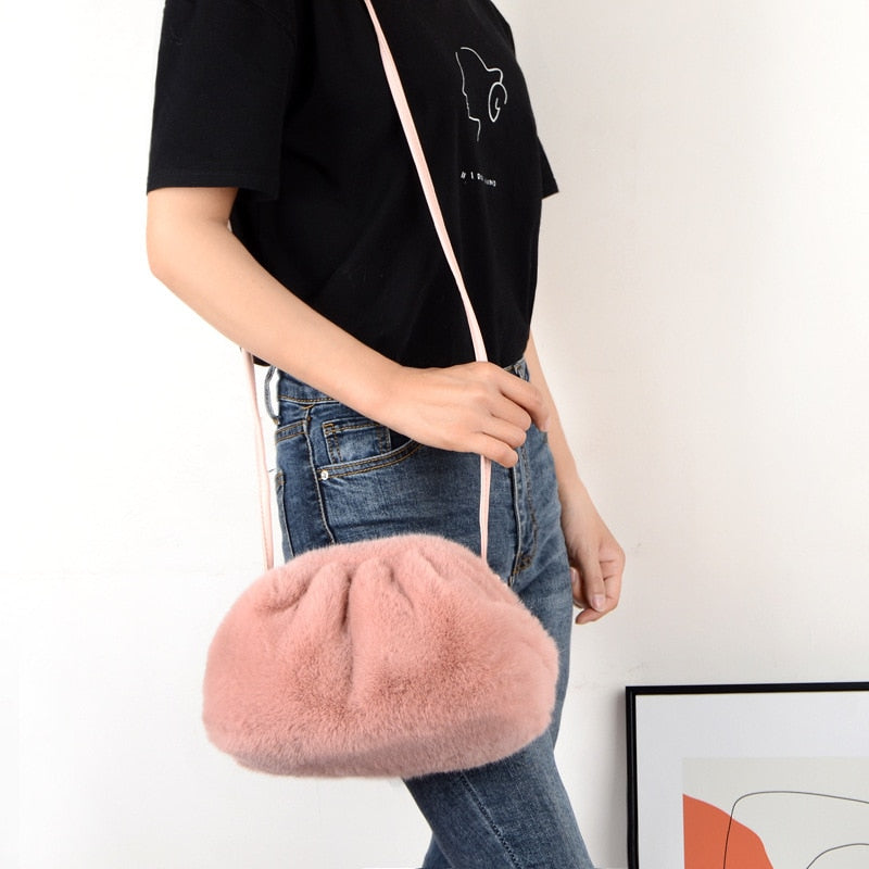 Geumxl Luxury Design Women's Clip Shoulder Bag Fashion Soft Plush Ladies Messenger Bags Faux Fur Female Girls Clutch Purse Handbags