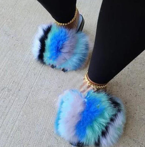 Geumxl New Arrival Girl Luxury Fluffy Fur Slippers Ladies Indoor Warm Furry Fur Flip Flops Women Amazing Plush Fur Slides Wholesale Hot