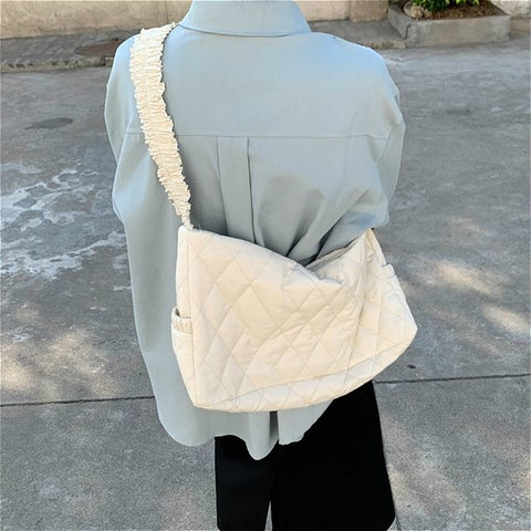 Geumxl Pleated Shoulder Strap Women Underarm Bag Large Capacity Fashion Ladies Messenger Bags Female Canvas Casual Tote Travel Handbags