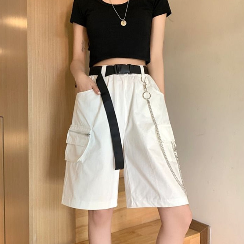 Geumxl Harajuku Chain Cargo Shorts Women 2023 Summer Big Pockets Wide Leg Shorts Woman Black High Waist Streetwear Shorts Female